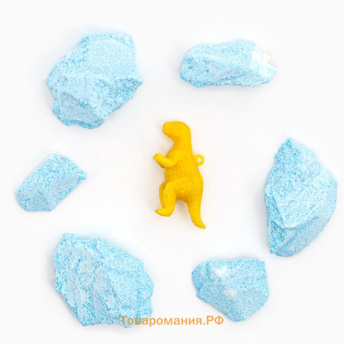 Бомбочка для ванны "Яйцо дракона" голубая, с игрушкой, 140 г
