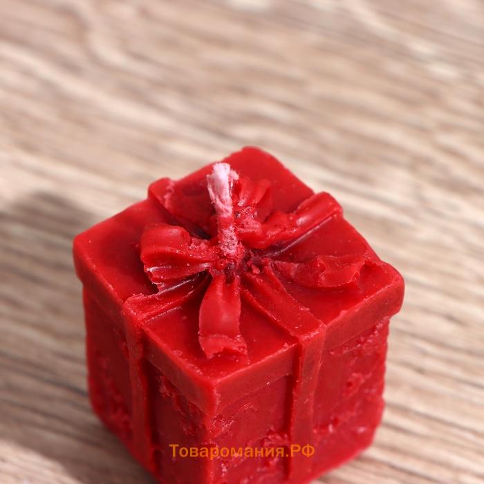 Свеча новогодняя «Коробочка с бантиком», 3.5×3.5×4 см, соевый воск